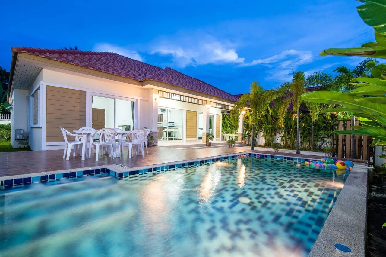 The Legacy Huahin Pool Villa Exterior photo